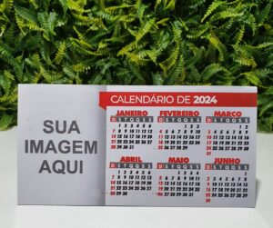 CALENDÁRIO DE MESA TRIÂNGULO